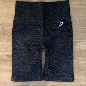 GYMSHARK ADAPT ANIMAL SEAMLESS CYCLING SHORTS- never worn!